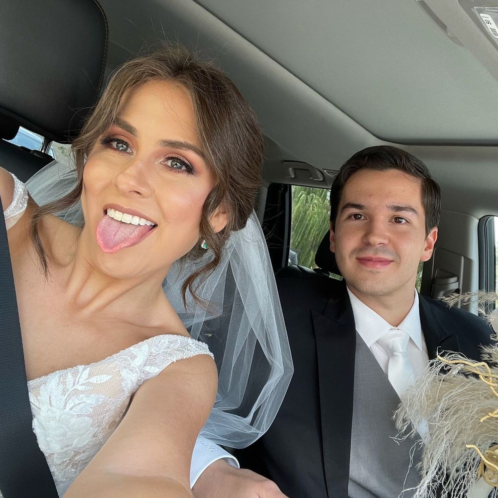 Meet your Posher, Elisa